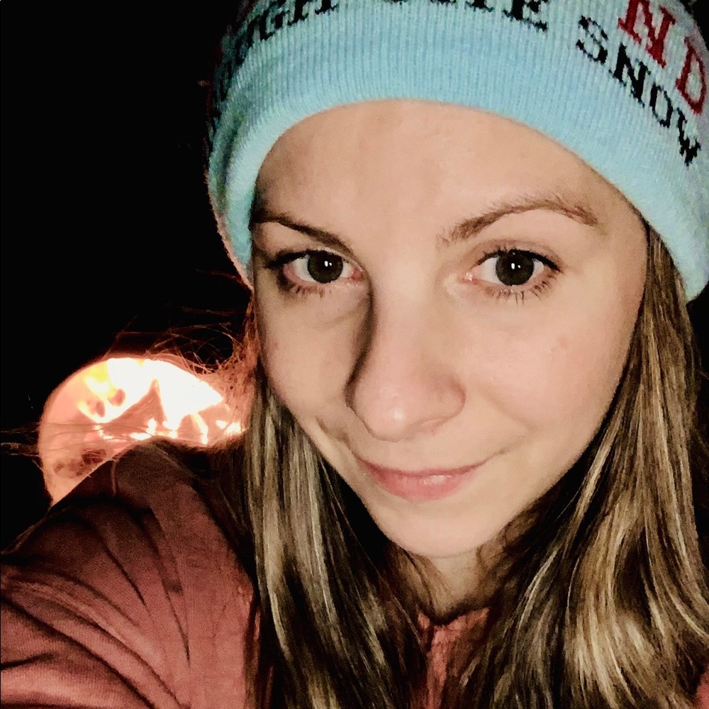 Meet your Posher, Laura